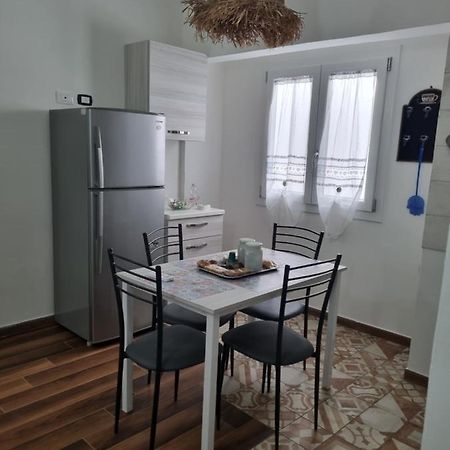 Casa Vacanze "Albachiara" Apartment Бриндизи Екстериор снимка